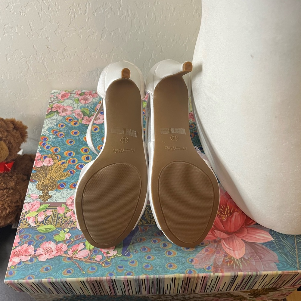 Women's Ivory Satin Strappy Heels - Picture 3 of 4